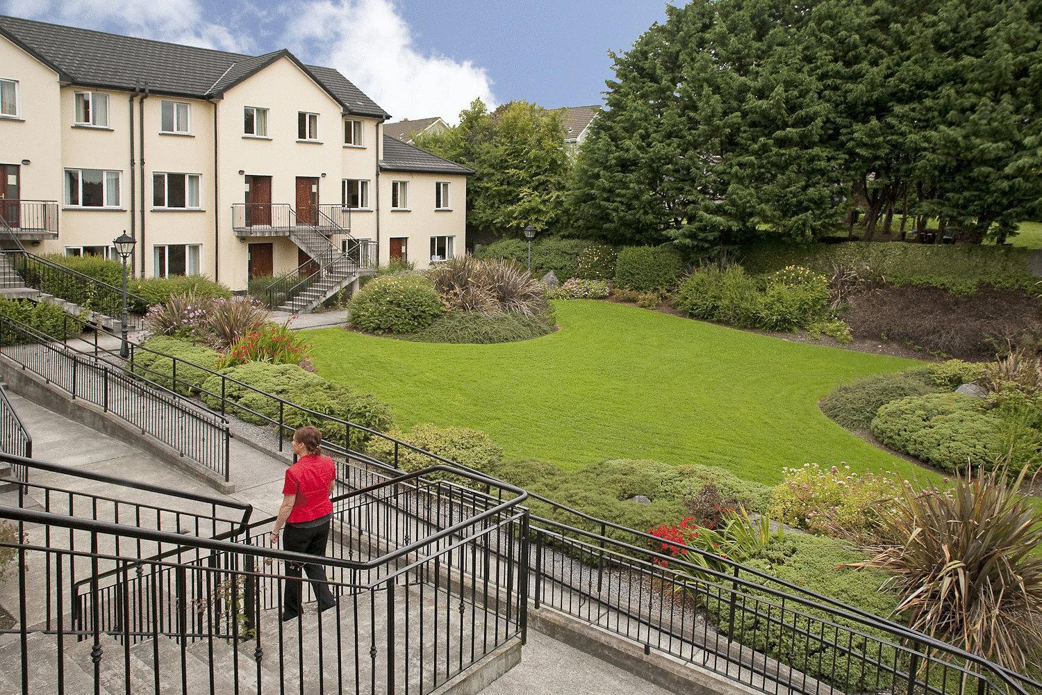 Menlo Park Apartments Galway Exterior photo